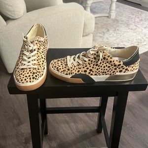 Dolce Vita Zina Sneakers